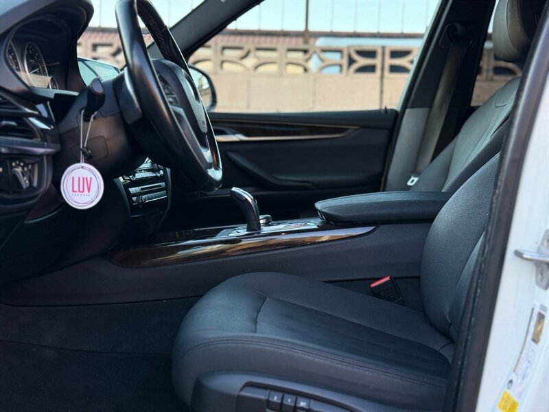 2018 BMW X5 sDrive35i - Photo 16 - North Hills, CA 91343