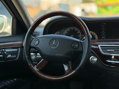 2009 Mercedes-Benz S 550 4MATIC - Photo 17 - North Hills, CA 91343