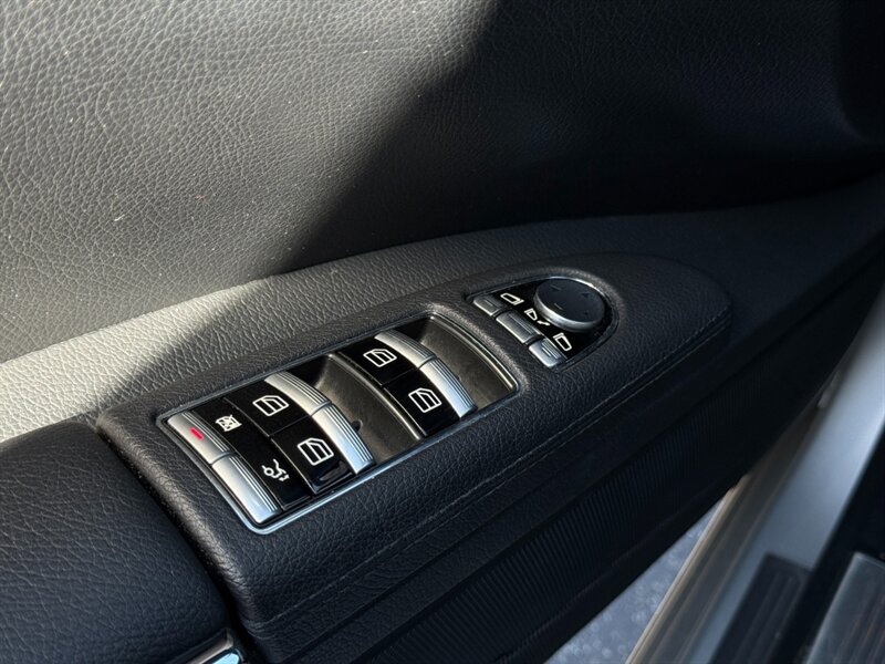 2009 Mercedes-Benz S 550 4MATIC - Photo 14 - North Hills, CA 91343
