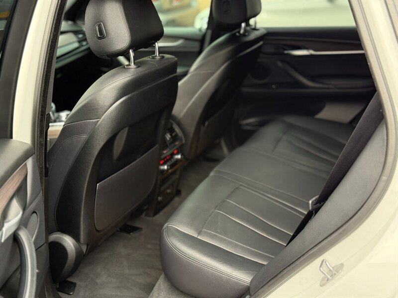 2016 BMW X5 sDrive35i - Photo 14 - North Hills, CA 91343