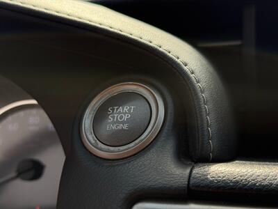2016 Lexus IS 300   - Photo 19 - North Hills, CA 91343