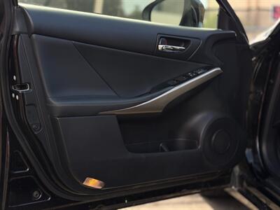 2016 Lexus IS 300   - Photo 21 - North Hills, CA 91343