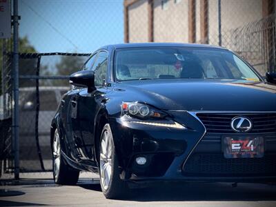 2016 Lexus IS 300   - Photo 2 - North Hills, CA 91343