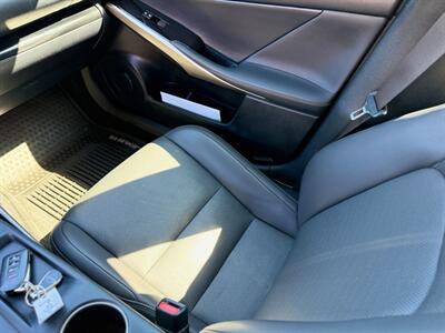 2016 Lexus IS 300   - Photo 13 - North Hills, CA 91343