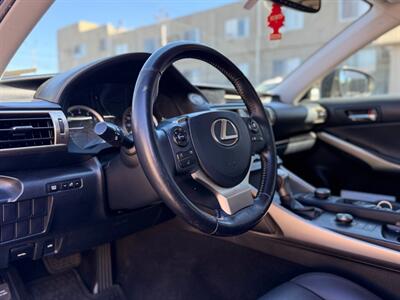 2016 Lexus IS 300   - Photo 9 - North Hills, CA 91343
