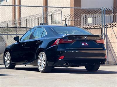 2016 Lexus IS 300   - Photo 7 - North Hills, CA 91343
