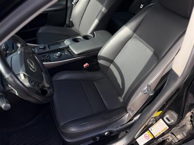 2016 Lexus IS 300   - Photo 7 - North Hills, CA 91343