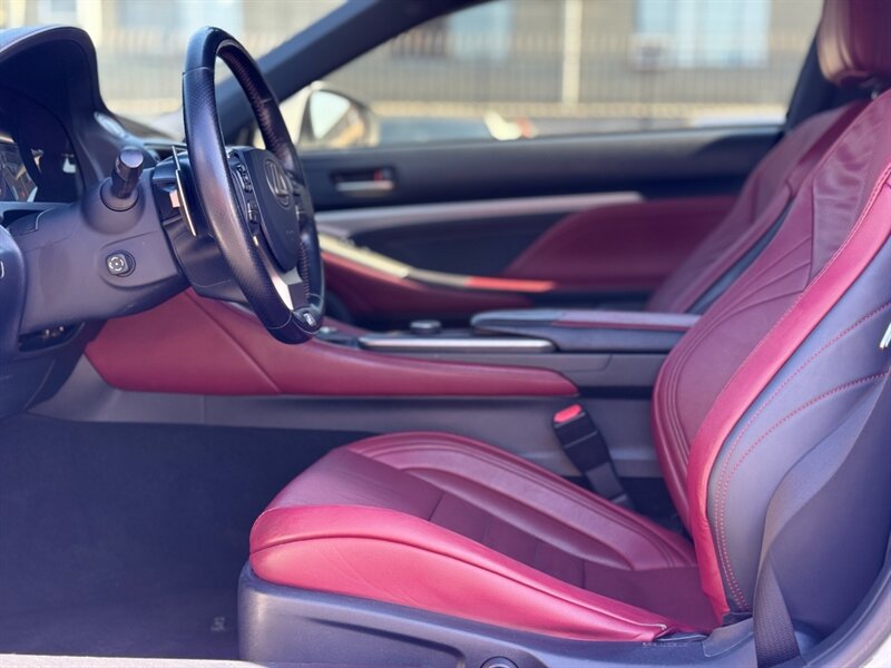 2017 Lexus RC 200t - Photo 9 - North Hills, CA 91343