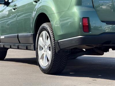 2012 Subaru Outback 2.5i Premium   - Photo 7 - North Hills, CA 91343