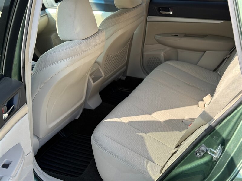 2012 Subaru Outback 2.5i Premium   - Photo 11 - North Hills, CA 91343