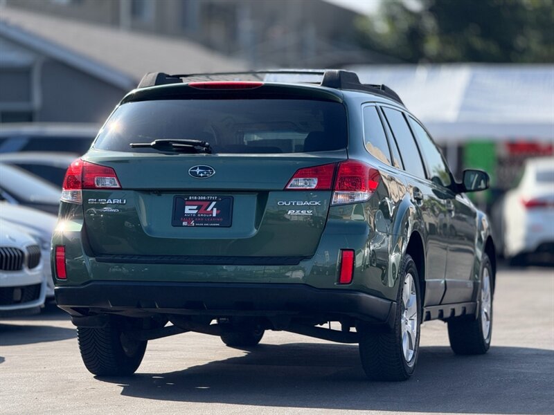 2012 Subaru Outback 2.5i Premium   - Photo 4 - North Hills, CA 91343