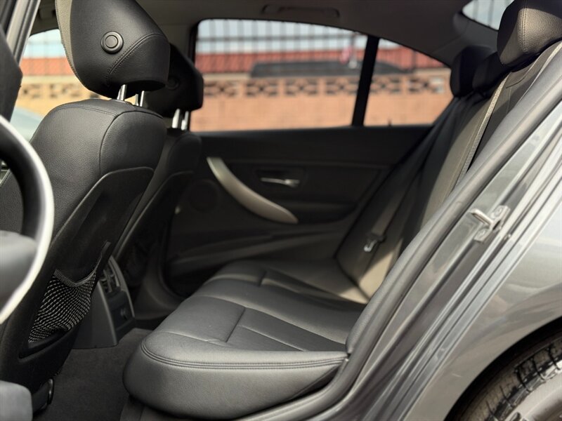 2015 BMW 320i - Photo 23 - North Hills, CA 91343