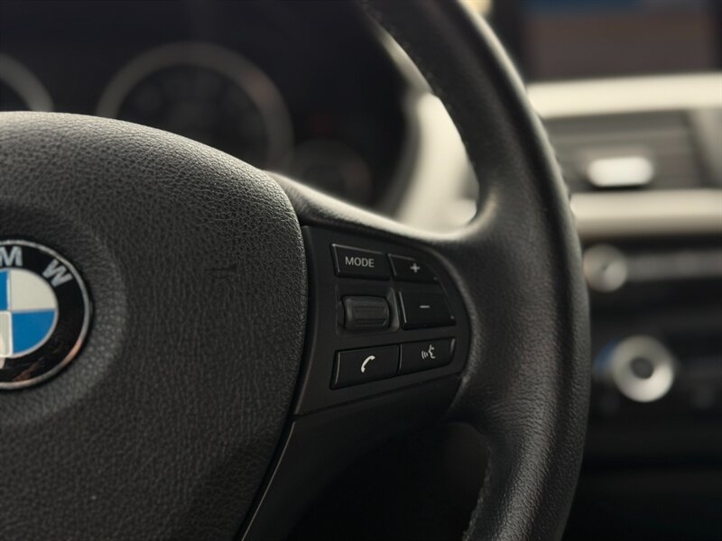 2015 BMW 320i - Photo 17 - North Hills, CA 91343