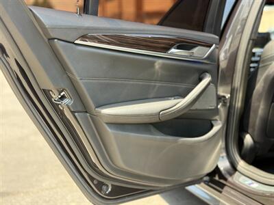 2018 BMW 540i - Photo 16 - North Hills, CA 91343