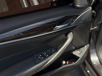 2018 BMW 540i - Photo 13 - North Hills, CA 91343