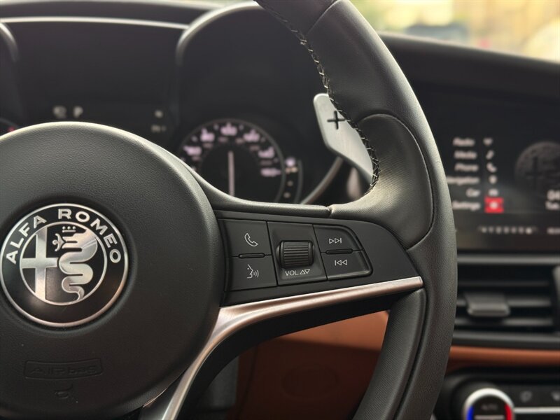 2018 Alfa Romeo Giulia Ti - Photo 21 - North Hills, CA 91343