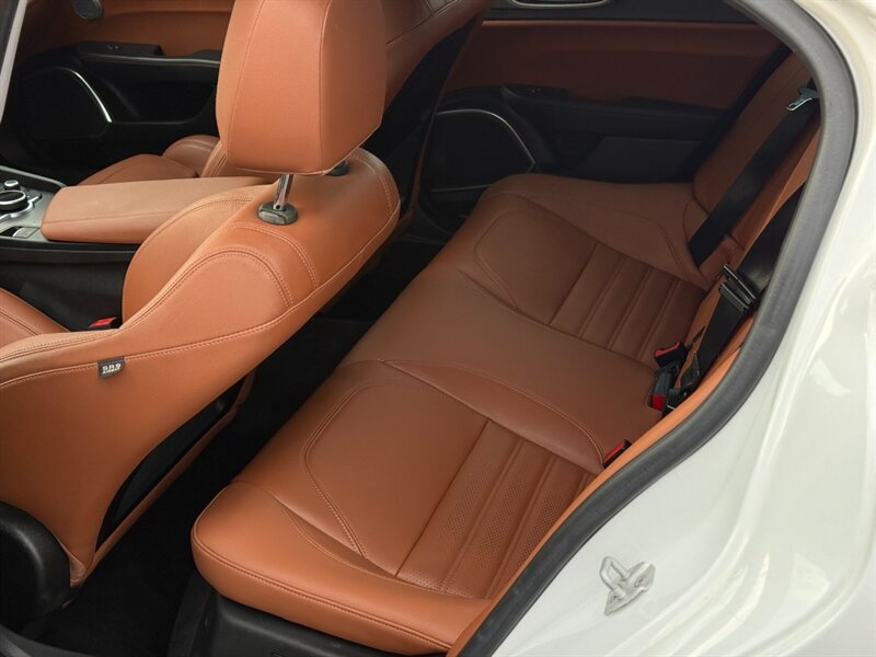 2018 Alfa Romeo Giulia Ti - Photo 25 - North Hills, CA 91343