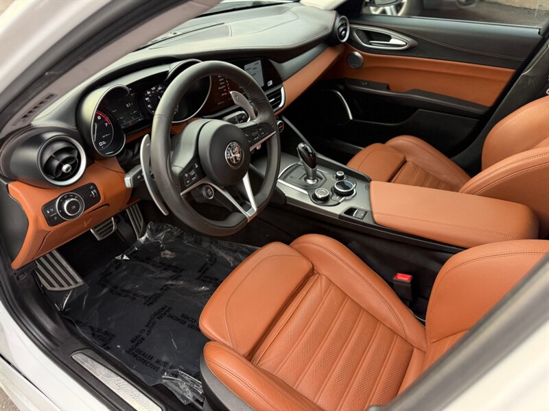 2018 Alfa Romeo Giulia Ti - Photo 10 - North Hills, CA 91343