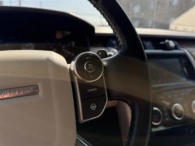 2018 Land Rover Discovery HSE - Photo 16 - North Hills, CA 91343