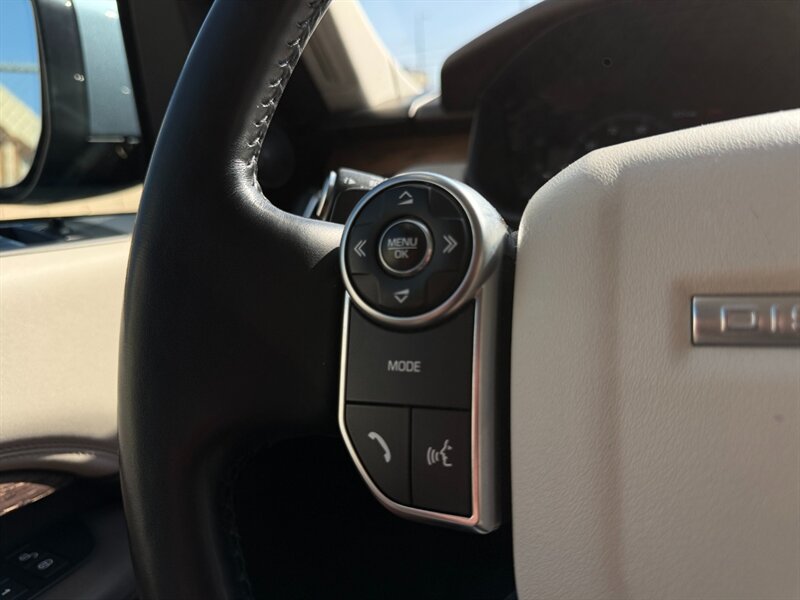 2018 Land Rover Discovery HSE - Photo 14 - North Hills, CA 91343
