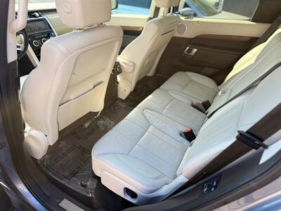 2018 Land Rover Discovery HSE - Photo 10 - North Hills, CA 91343