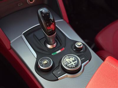 2018 Alfa Romeo Stelvio Ti Sport   - Photo 7 - North Hills, CA 91343