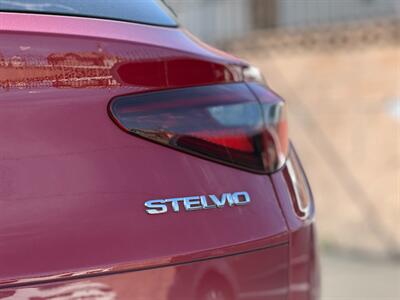 2018 Alfa Romeo Stelvio Ti Sport   - Photo 18 - North Hills, CA 91343