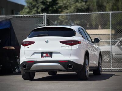 2018 Alfa Romeo Stelvio Sport   - Photo 8 - North Hills, CA 91343