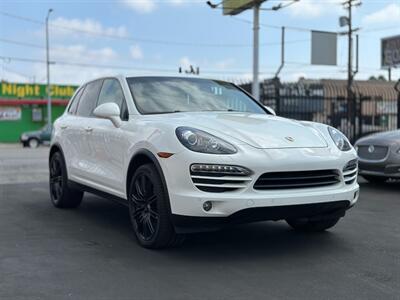 2012 Porsche Cayenne   - Photo 3 - North Hills, CA 91343