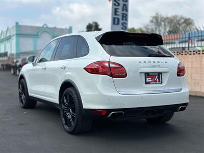 2012 Porsche Cayenne   - Photo 8 - North Hills, CA 91343