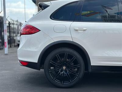 2012 Porsche Cayenne   - Photo 5 - North Hills, CA 91343