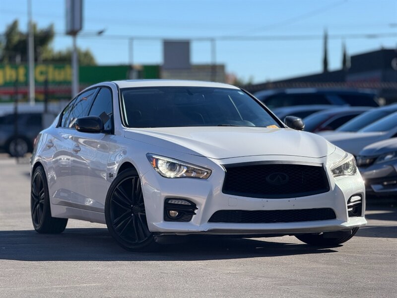 2015 INFINITI Q50 Hybrid Premium   - Photo 1 - North Hills, CA 91343