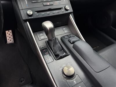 2016 Lexus IS 350   - Photo 15 - North Hills, CA 91343