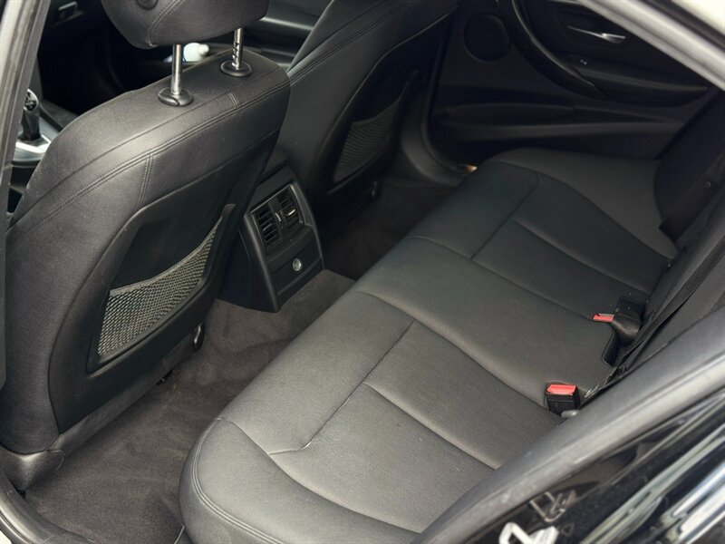 2018 BMW 330i - Photo 18 - North Hills, CA 91343