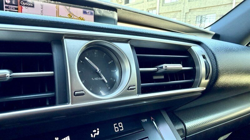 2014 Lexus IS 250 - Photo 23 - North Hills, CA 91343