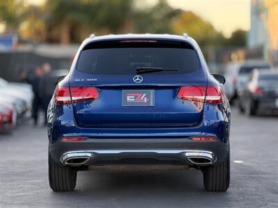 2017 Mercedes-Benz GLC GLC 300   - Photo 5 - North Hills, CA 91343