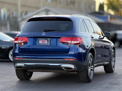 2017 Mercedes-Benz GLC GLC 300   - Photo 6 - North Hills, CA 91343