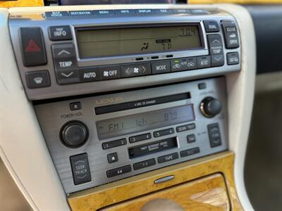 2005 Lexus SC 430   - Photo 12 - North Hills, CA 91343