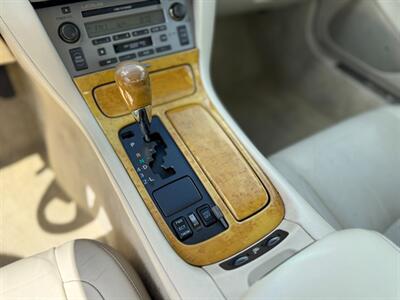 2005 Lexus SC 430   - Photo 11 - North Hills, CA 91343