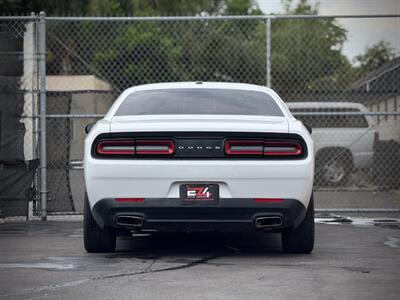 2015 Dodge Challenger SXT   - Photo 6 - North Hills, CA 91343