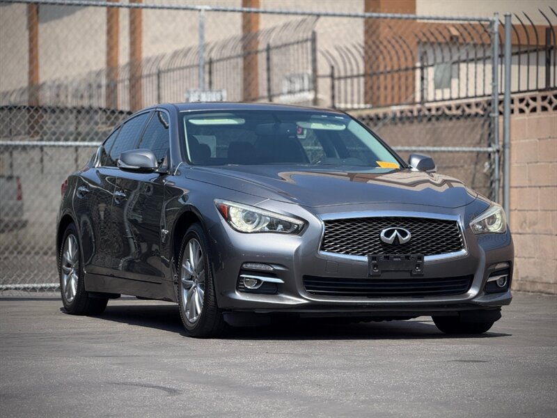 2014 INFINITI Q50 Hybrid Premium - Photo 1 - North Hills, CA 91343