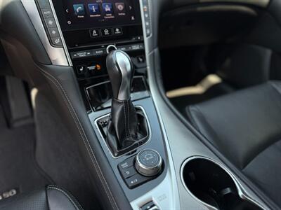 2014 INFINITI Q50 Hybrid Premium   - Photo 15 - North Hills, CA 91343