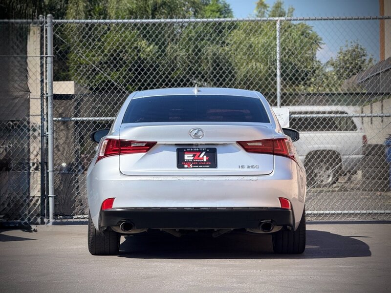 2014 Lexus IS 250   - Photo 5 - North Hills, CA 91343