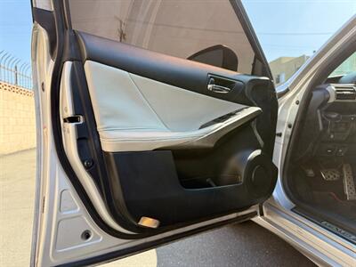 2014 Lexus IS 250   - Photo 12 - North Hills, CA 91343
