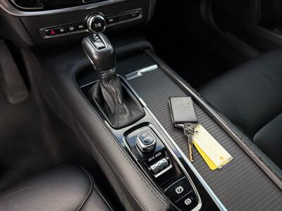 2017 Volvo S90 T5 Momentum   - Photo 17 - North Hills, CA 91343