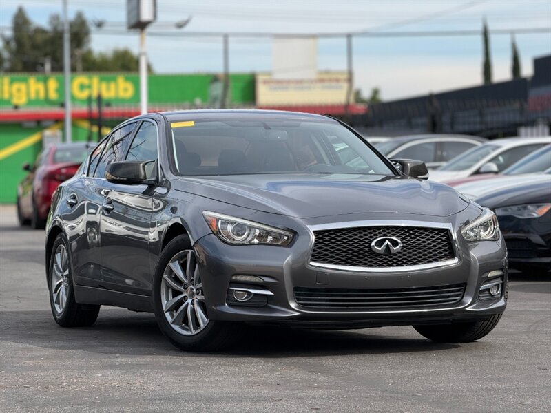 2015 INFINITI Q50   - Photo 1 - North Hills, CA 91343