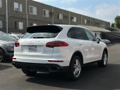 2016 Porsche Cayenne   - Photo 4 - North Hills, CA 91343