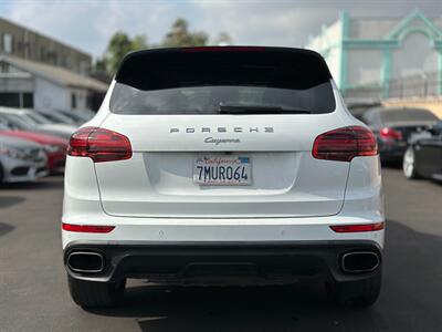 2016 Porsche Cayenne   - Photo 5 - North Hills, CA 91343