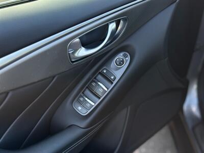 2015 INFINITI Q50   - Photo 11 - North Hills, CA 91343