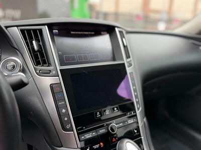 2015 INFINITI Q50   - Photo 12 - North Hills, CA 91343
